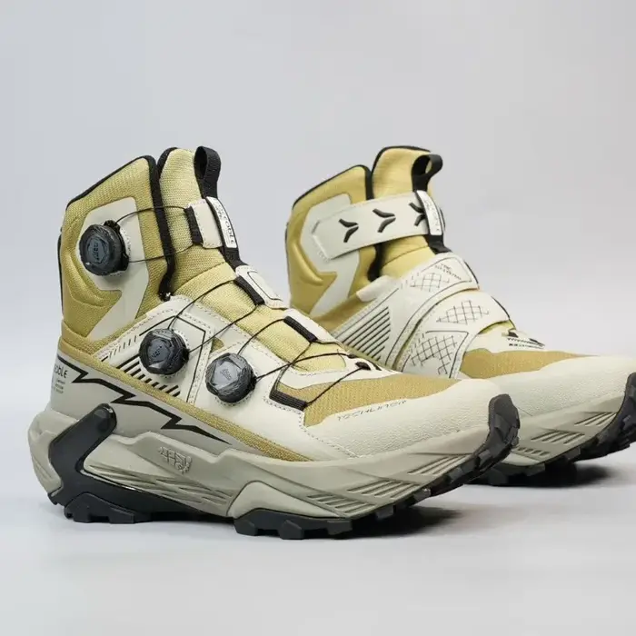 Chaussures de randonnée mi-montantes confortables de marque originale