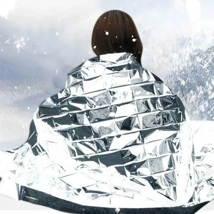 Couverture de survie d'urgence en argent doré