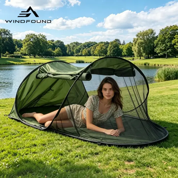Une tente de camping portable pour une personne avec protection contre les moustiques