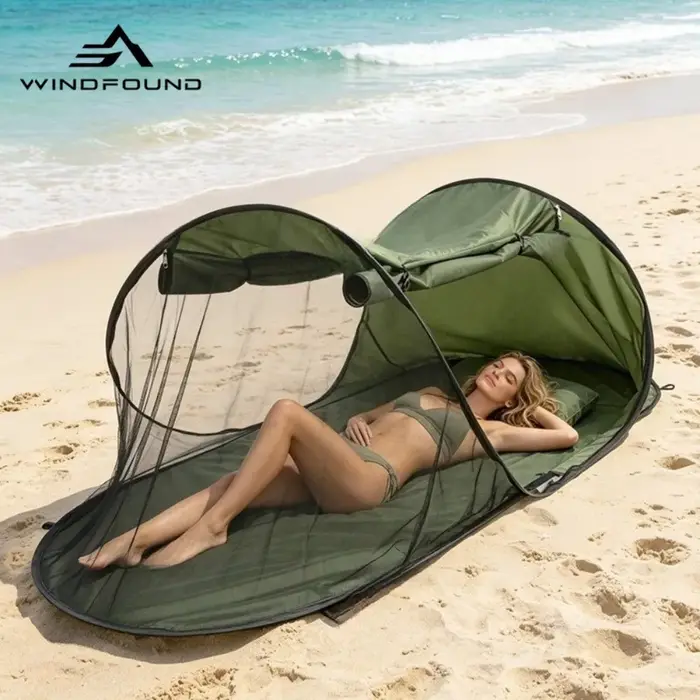 Une tente de camping portable pour une personne avec protection contre les moustiques