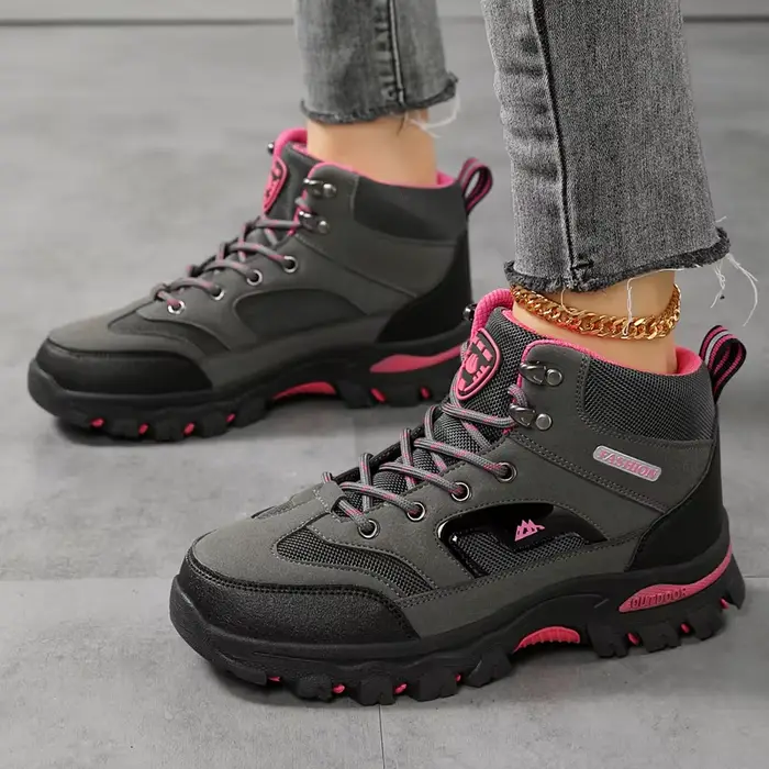 Femmes bottes imperméables en plein air randonnée
