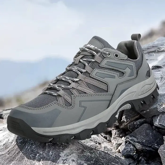 Nouvelles chaussures de randonnée pour femmes et hommes
