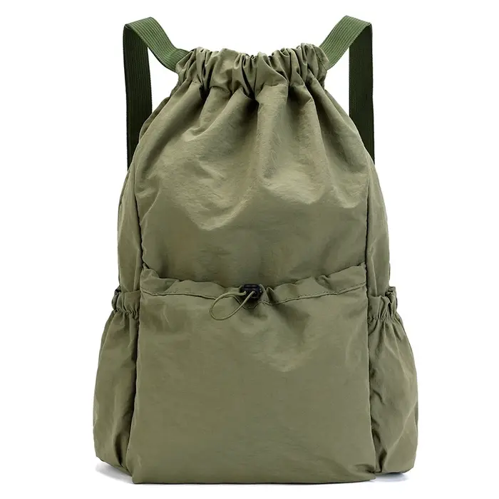 Sac à dos pliable avec cordon de serrage, léger et facile à ranger, essentiel pour les voyages de co