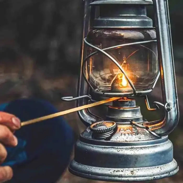 Lampe à kérosène de camping portable