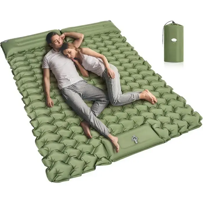 Matelas gonflable de camping pour 2 personnes avec pompe intégrée à commande au pied et oreiller