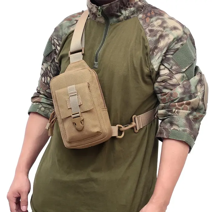 Sac de poitrine tactique sac de Trekking en plein air EDC sac de sport sac à bandoulière sac