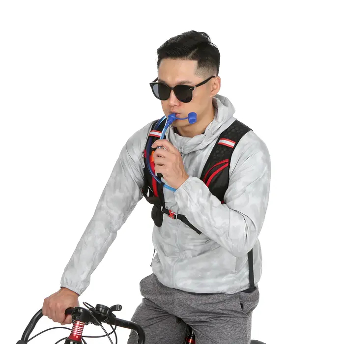 Sac à dos d'hydratation avec vessie d'eau de 2L, super léger et respirant, pour la course en plein air, le cyclisme et l'escalade