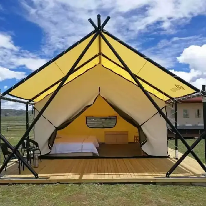 Tentes de safari de luxe pour le glamping, installation rapide, hôtel thème et hébergement éco-responsable, sur mesure