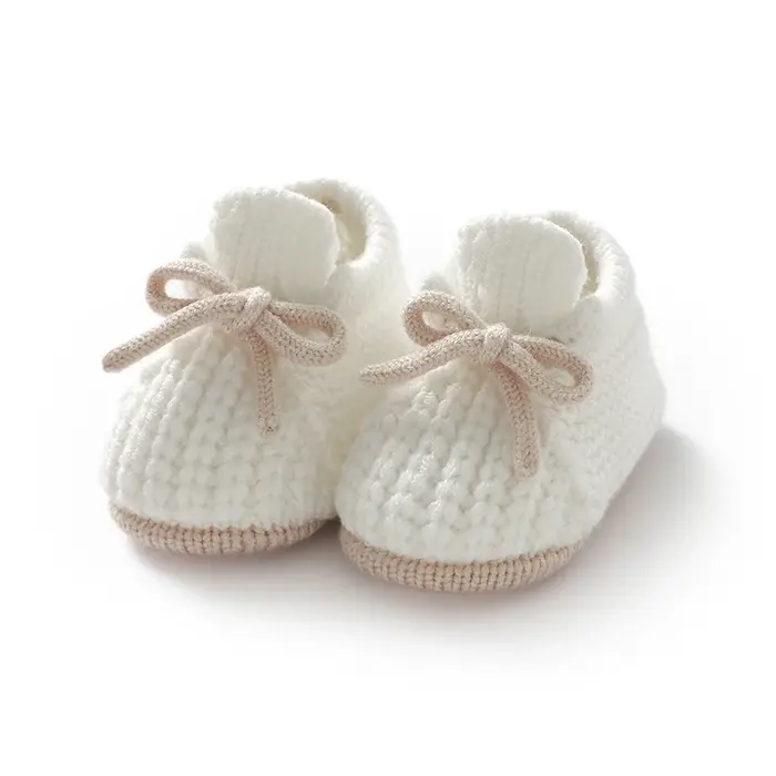Bébé premiers marcheurs à semelles souples nouveau-né garçons filles berceau Prewalkers à la main tricoté infantile enfant en bas âge chaussures antidérapantes 0-12m