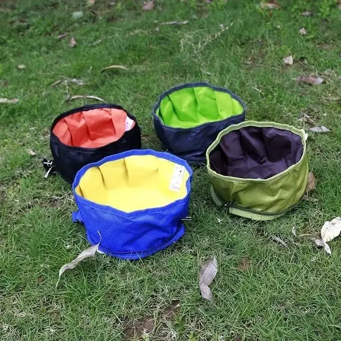 Récipient à boire pliable pour chien, grand Volume, bol d'eau pour chien, sac de stockage des aliments, randonnée en plein air voyage, bol pliant pour animaux de compagnie 1100ML