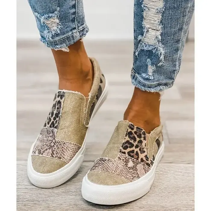 Chaussures décontractées pour femmes grandes tailles Canva