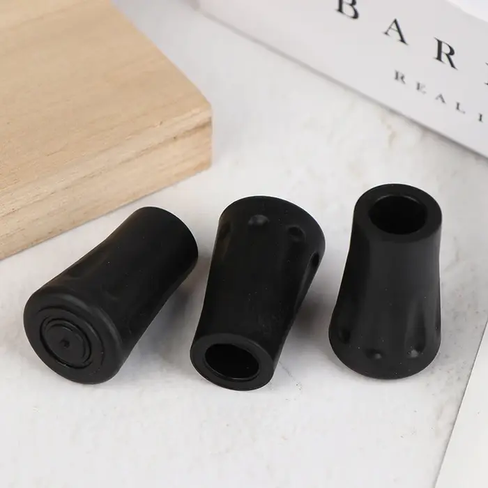 Six bâtons de randonnée antidérapants, capuchons de protection, coussinets en plastique pour couvre-pieds pour bas de bâtons d'escalade