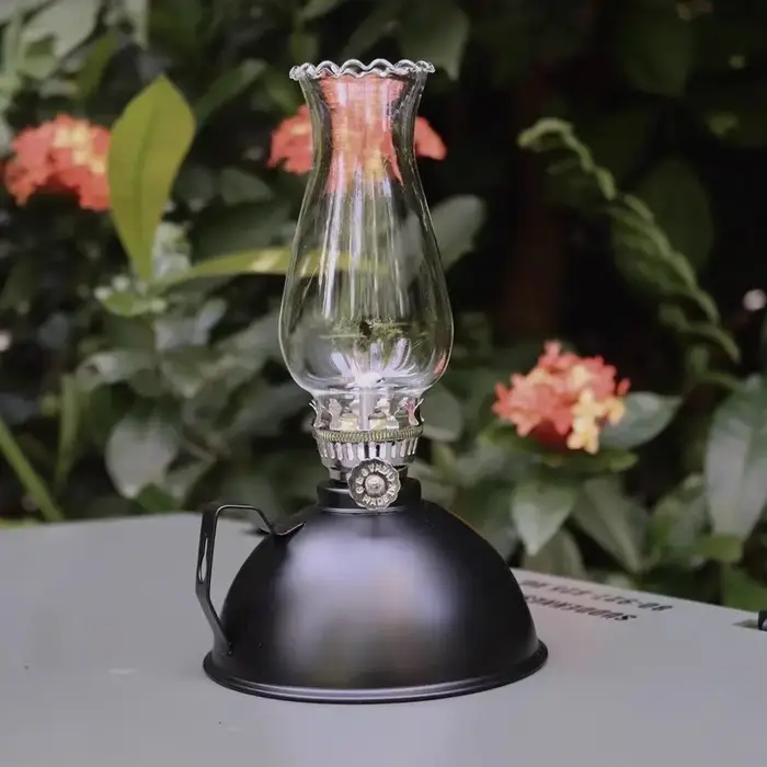 Lampe à kérosène rétro classique pour camping en plein air