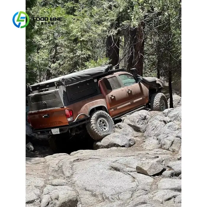 Camper Shell Personnalisé pour Pick-up 4x4 avec Tente de Toit Escamotable à Coque Rigide pour le Camping Tout-Terrain