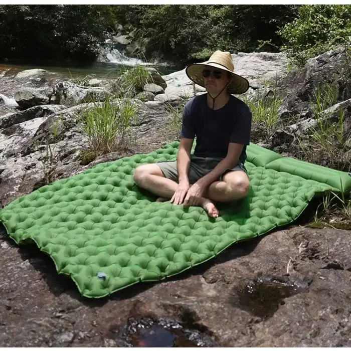 Matelas gonflable double pour le camping en plein air