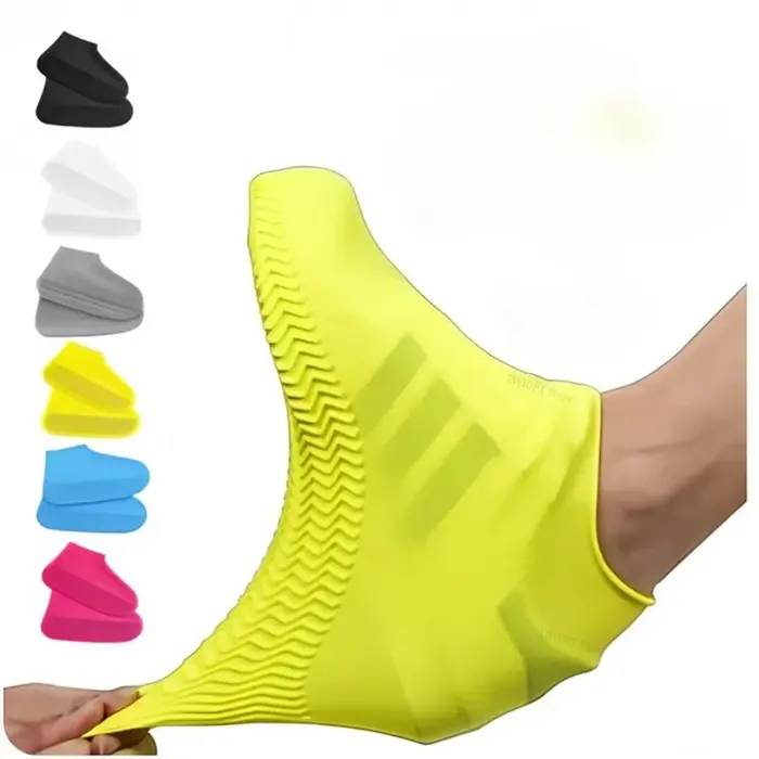 Surchaussures de pluie en caoutchouc pour usage extérieur