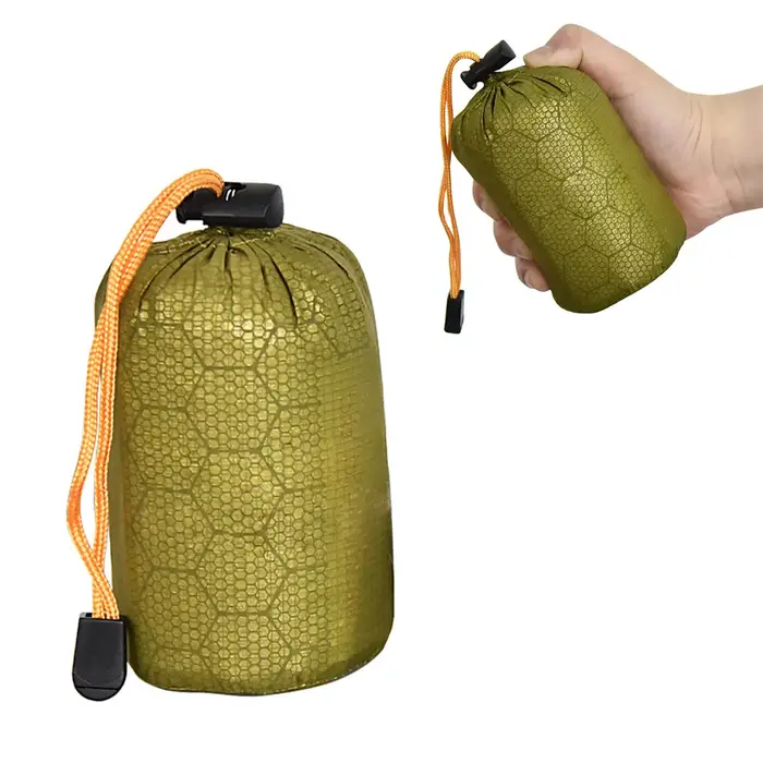 Sac de couchage vert 200x90cm, sacs de rangement PE, film d'aluminium, taille de la l'hypothèse, camping en plein air, étanche, outils de survie