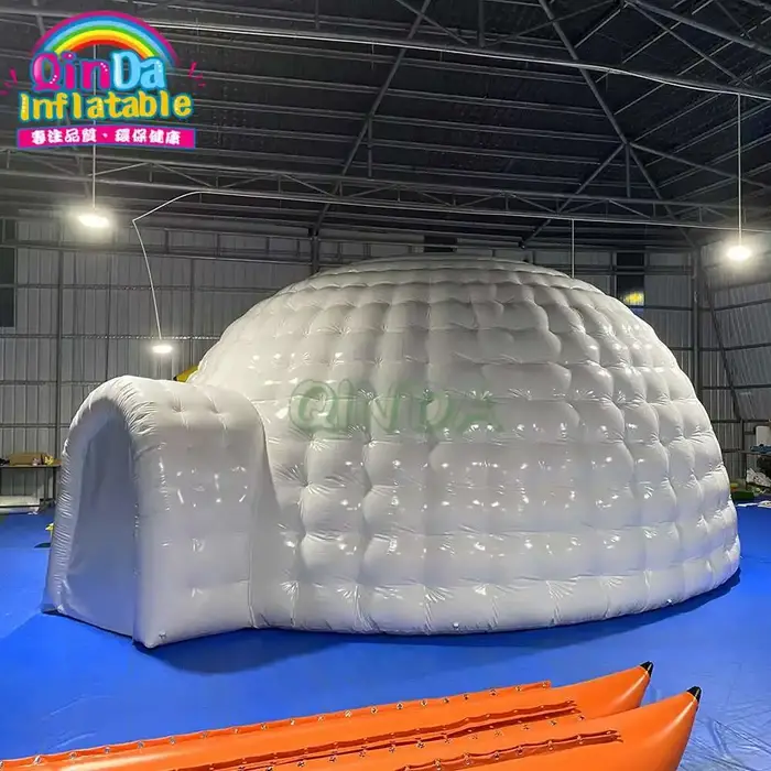 Grande tente gonflable imperméable de dôme d'air de construction
