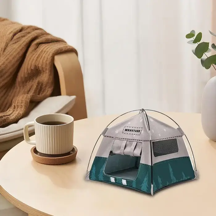 Modèle de tente de camping à l'échelle 18