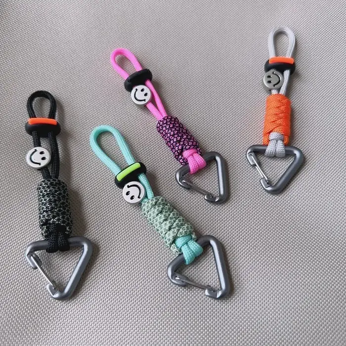 Boucles de bouteille d'eau