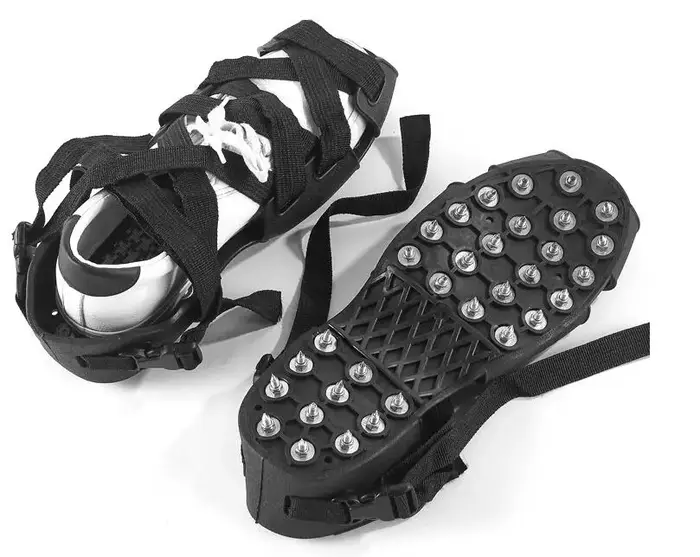 Crampons antidérapants pour la marche sur neige et glace