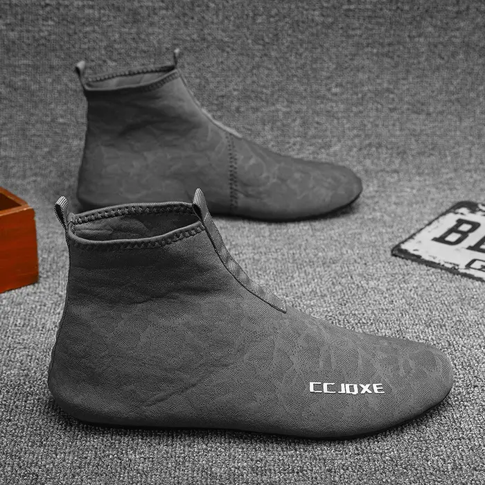 Chaussures de marche en maille pour hommes
