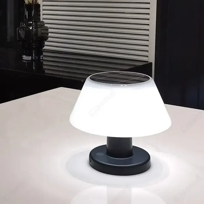 Lampe solaire de table