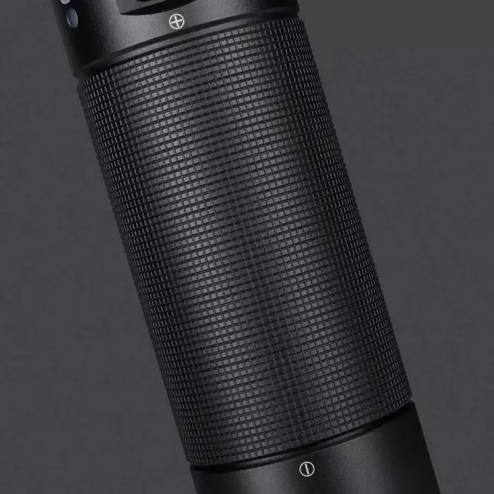 Lampe torche puissante NexTool pour l'extérieur, 2000lm, LED rechargeable, 380m, étanche IPX7, 5 mod