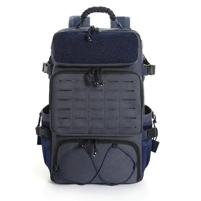 Grand sac à dos de voyage avec système modulaire, plusieurs compartiments et espace pour les chaussu