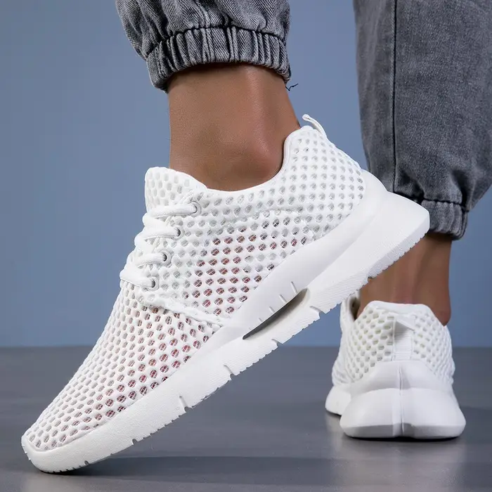 Nouvelles chaussures en maille blanche pour hommes respirant été léger randonnée