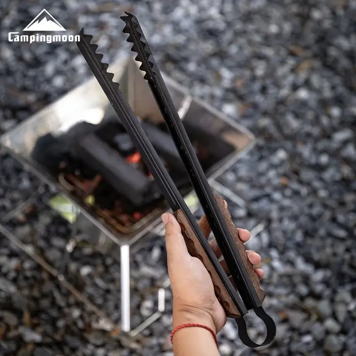 CAMPINGMOON BKMS-41 Pince à charbon multifonctionnelle en acier inoxydable avec poignée en bois massif anti-brûlure pour barbecue
