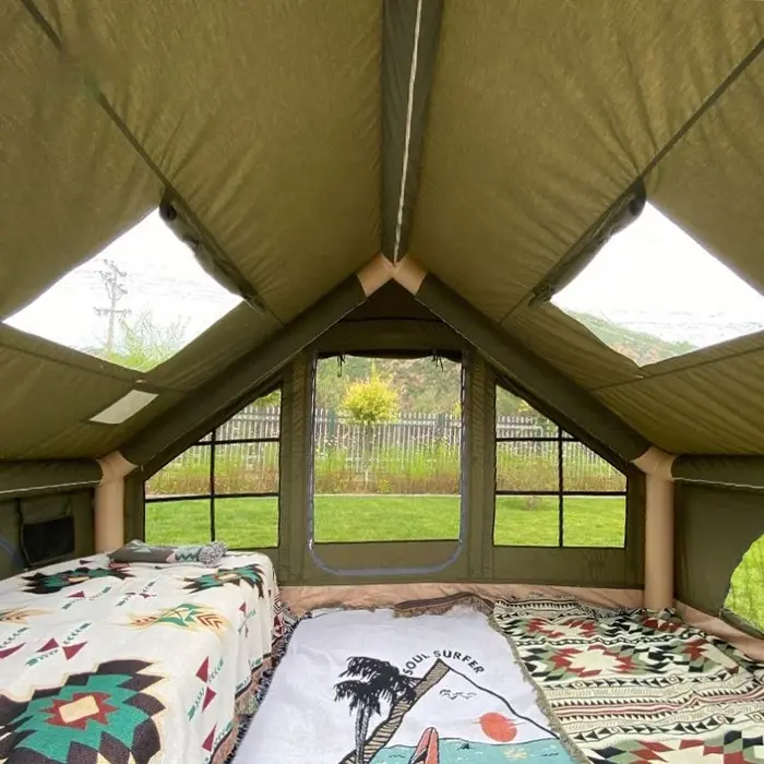 Tente gonflable de luxe de 17