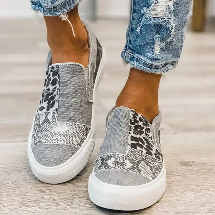 Chaussures décontractées pour femmes grandes tailles Canva